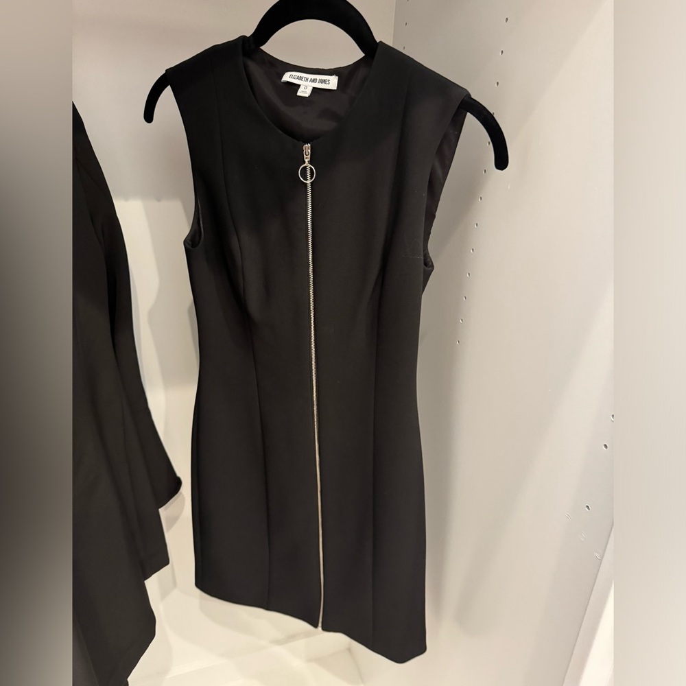 Elizabeth and James Zip Front Dress Size 0
